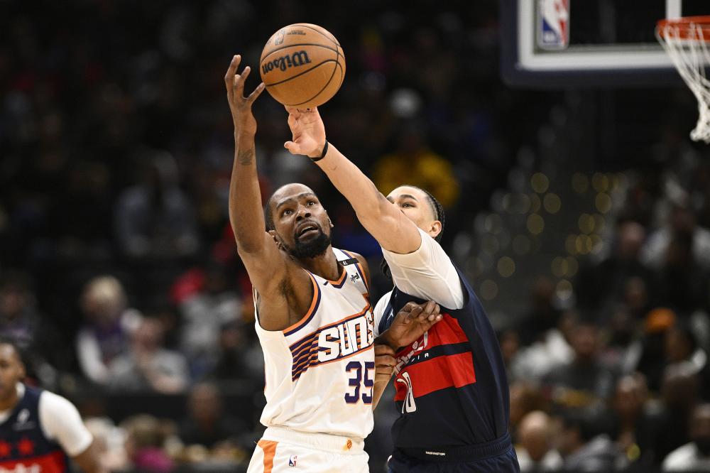 女性与银发 女性与银发